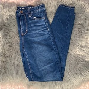 dark blue american eagle skinny jeans
